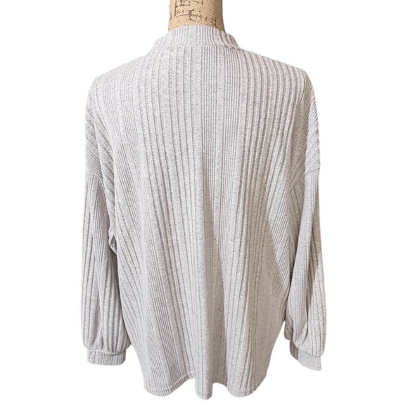 BloomChic Light Gray Ribbed Sweater - Picture 4 of 6